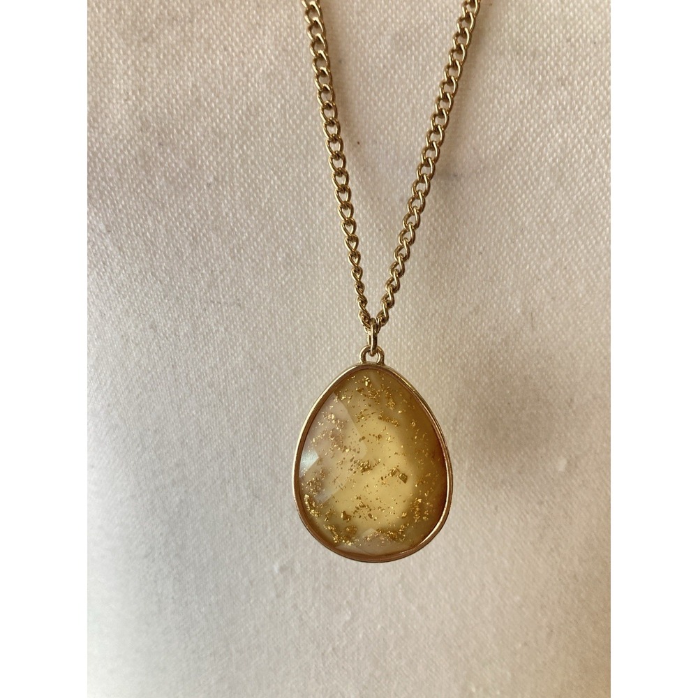 Gold Tone Teardrop Pendant Necklace In Honey Glitter Resin Romantic Earthy